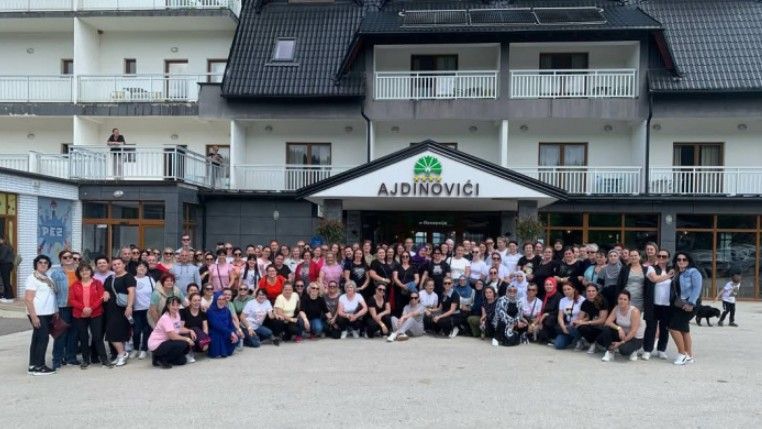 Uputili su javnu zahvalu upravi preduzeća na čelu sa direktorom Adisom Mujanovićem 