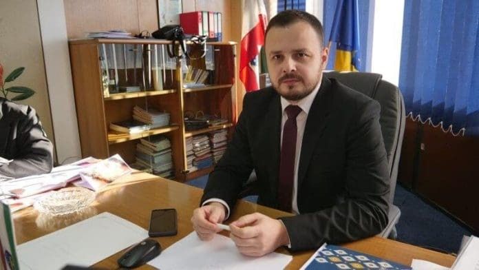 Novo uputstvo, koje je stupilo na snagu 6. maja 2025. godine, rezultat je zajedničkog rada i dogovora sa zdravstvenim ustanovama, Centrom za socijalni rad i Udruženjem poslodavaca 