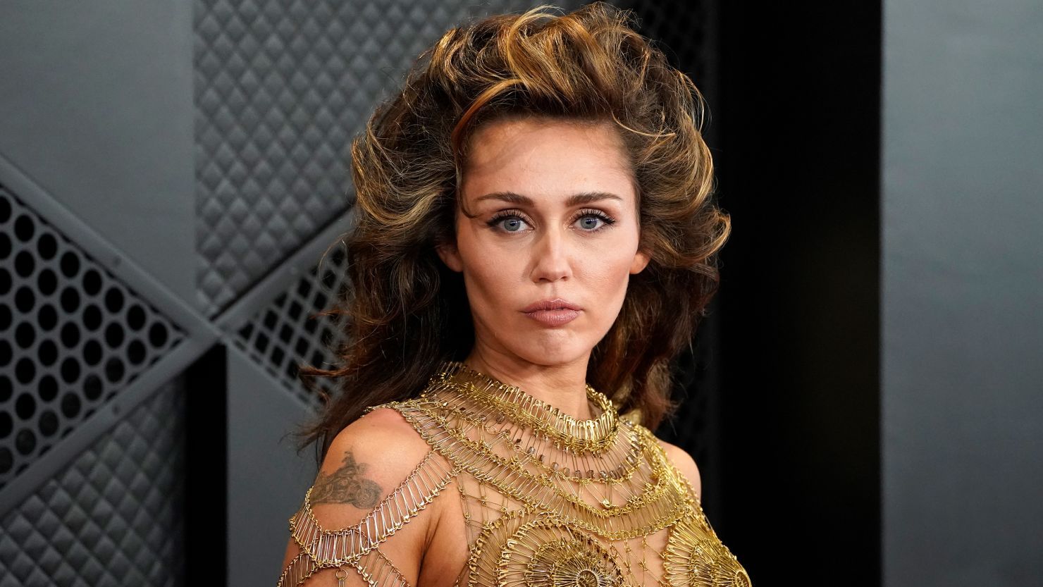 Nova balada Miley Cyrus: Nisam htjela da pjesma zvuči savršeno