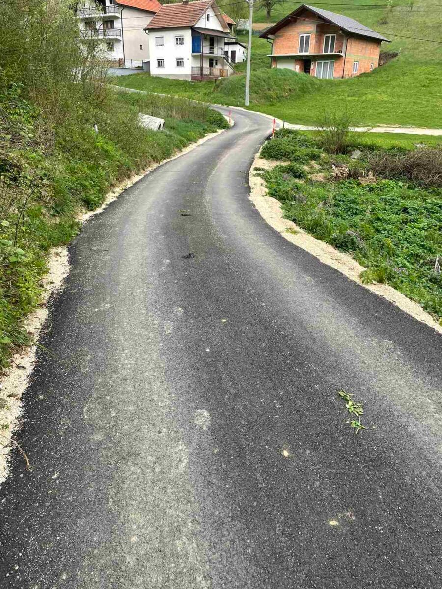 Posebno ih boli činjenica da se nadležne institucije, uključujući Grad Zenicu, za sada ne oglašavaju niti poduzimaju mjere protiv izvođača radova