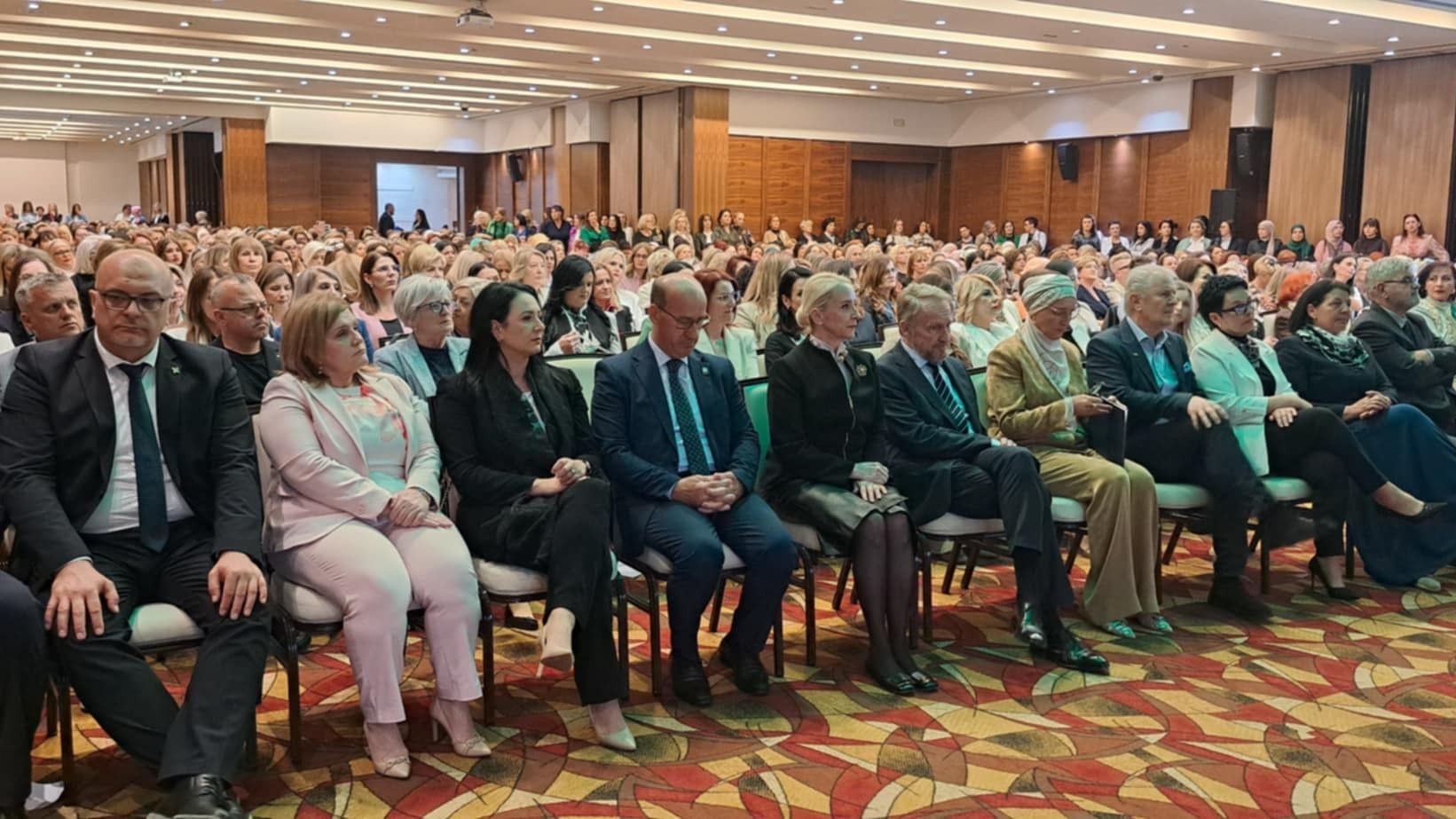 Izetbegović najavio povratak SDA na vlast: Trojka je nesposobna da se obračuna Dodikom