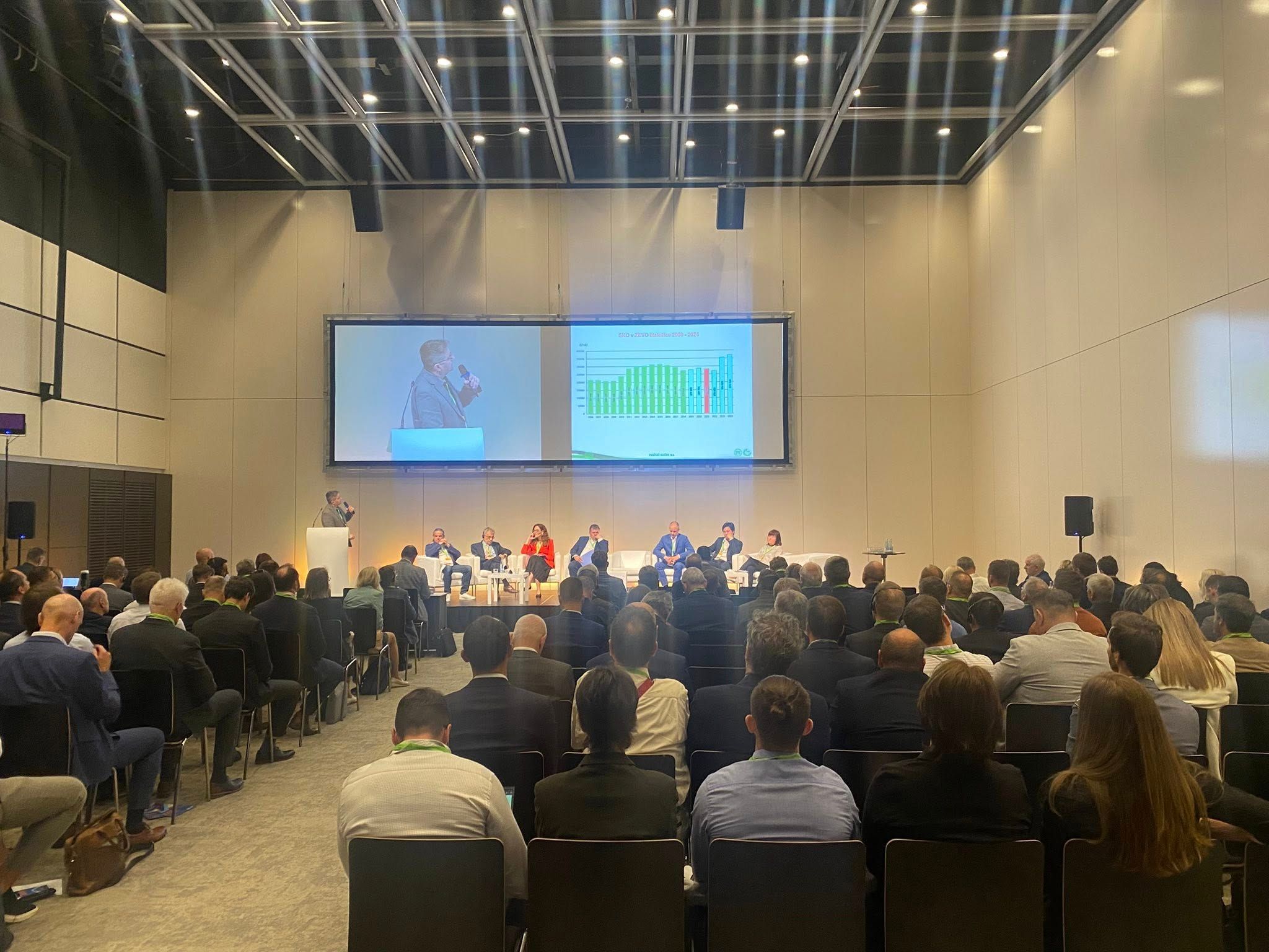 Očekuje se da će rezultati razgovora i iskustva s kongresa biti uskoro predstavljeni nadležnim institucijama u USK-u