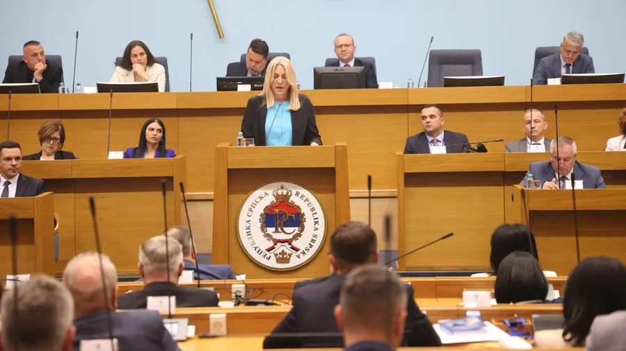 Cvijanović je na kraju pozvala narodne poslanike da podržite njen veto i da "zajedno pokažu odgovornost prema Republici Srpskoj i stavovima njenih najvažnijih institucija".