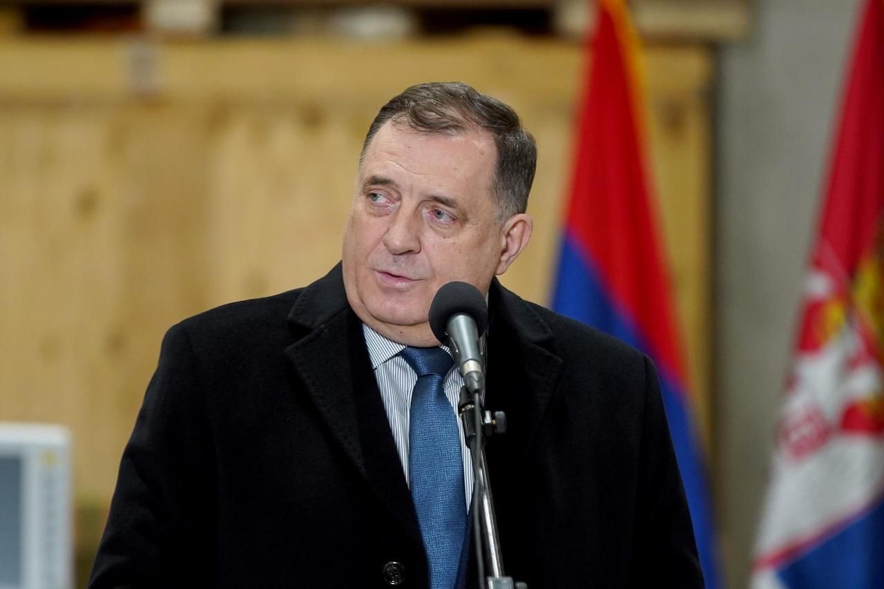 Za budućnost te djece potrebni su odgovorni ljudi na vlasti, a ne bjegunci od pravosuđa koji se kriju iza zastava i manipulativne retorike