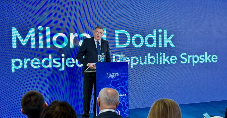 Dok Dodik slavi ekonomski uspjeh, radnici 'Vrbasa' protestuju bez plata i prava