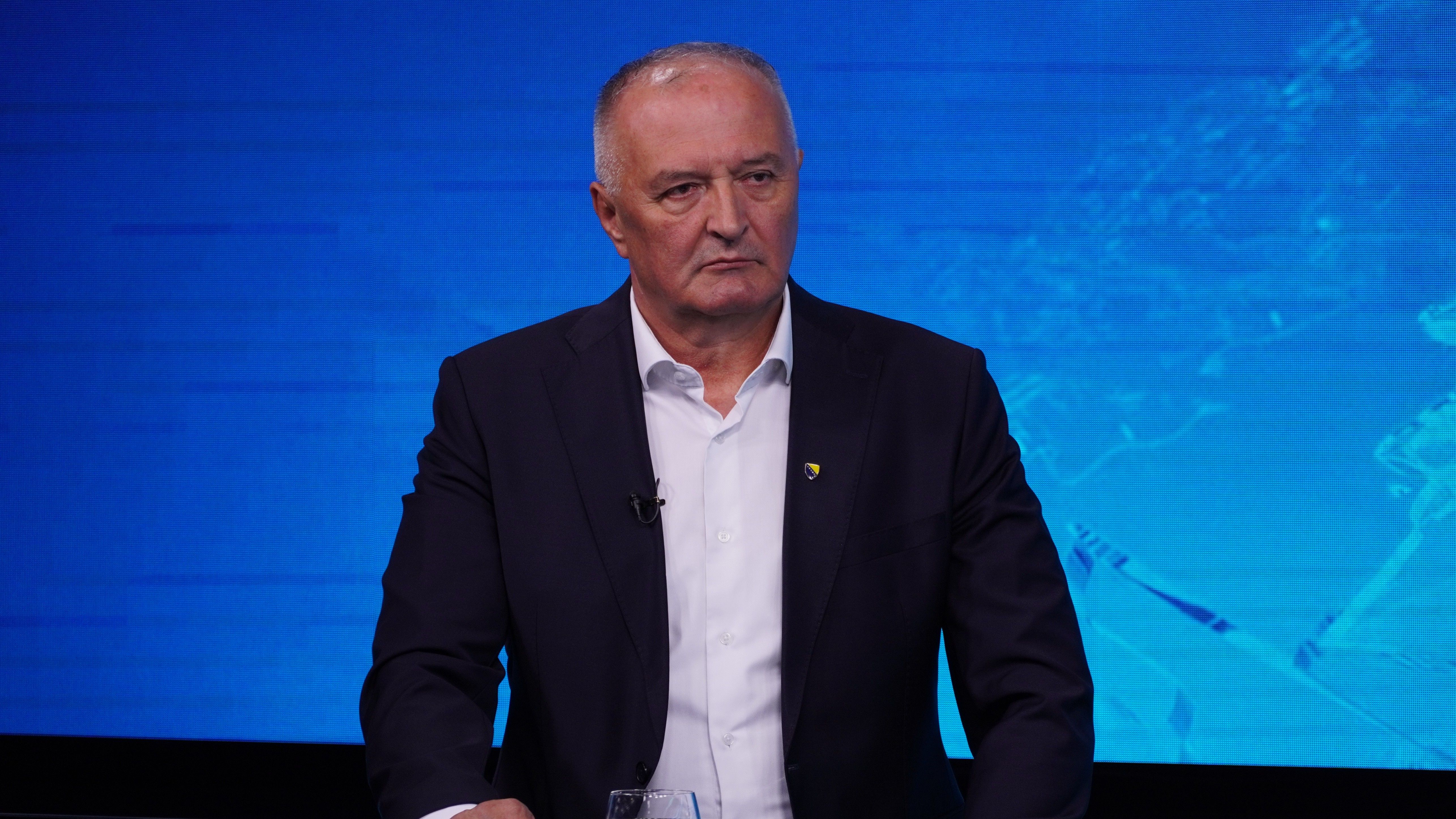 Pobuna u RS-u: Šta će na ovo reći ministar odbrane BiH Zukan Helez