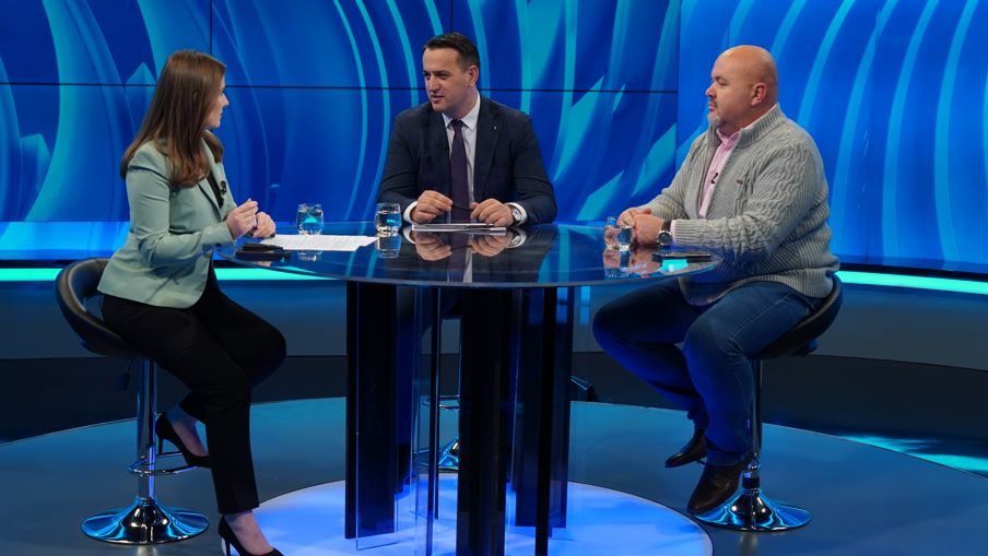 Današnje izdanje emisije 'Dobar dan BiH' posvečeno je radničkim pravima. Razgovarat ćemo sa Suadom Ećom, Saudinom Sivrom i Admirom Čavalićem 