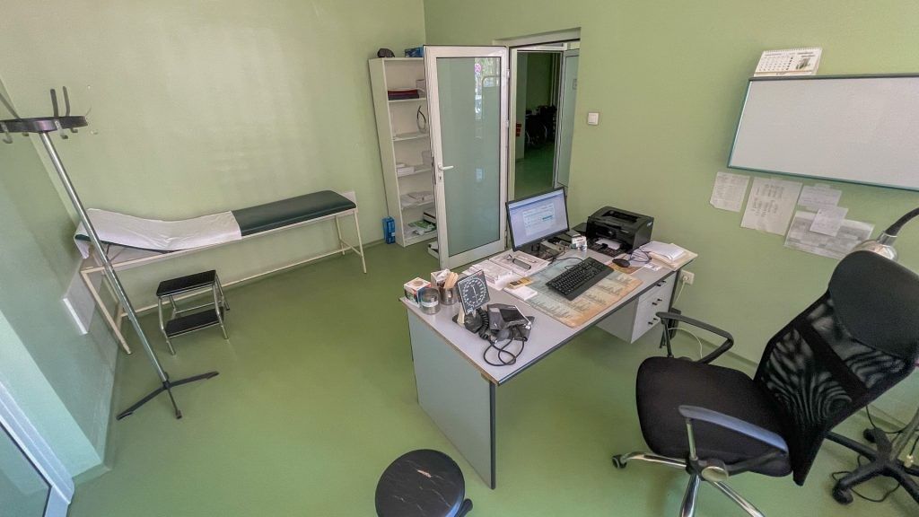 Nepoznati muškarac telefonski maltretira uposlene u Hitnoj: Zbog njega ugrožena pomoć drugima