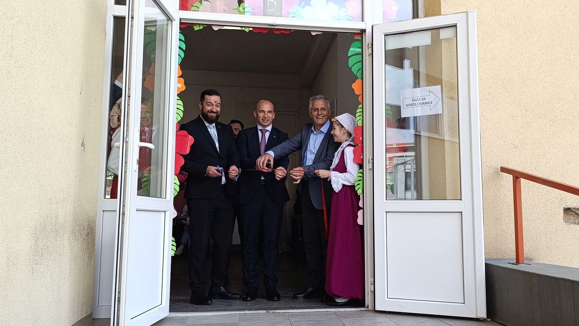 Premijer je pojasnio da je na području Grada Zenice u toku veliki projekat u vrijednosti većoj od tri miliona KM                    