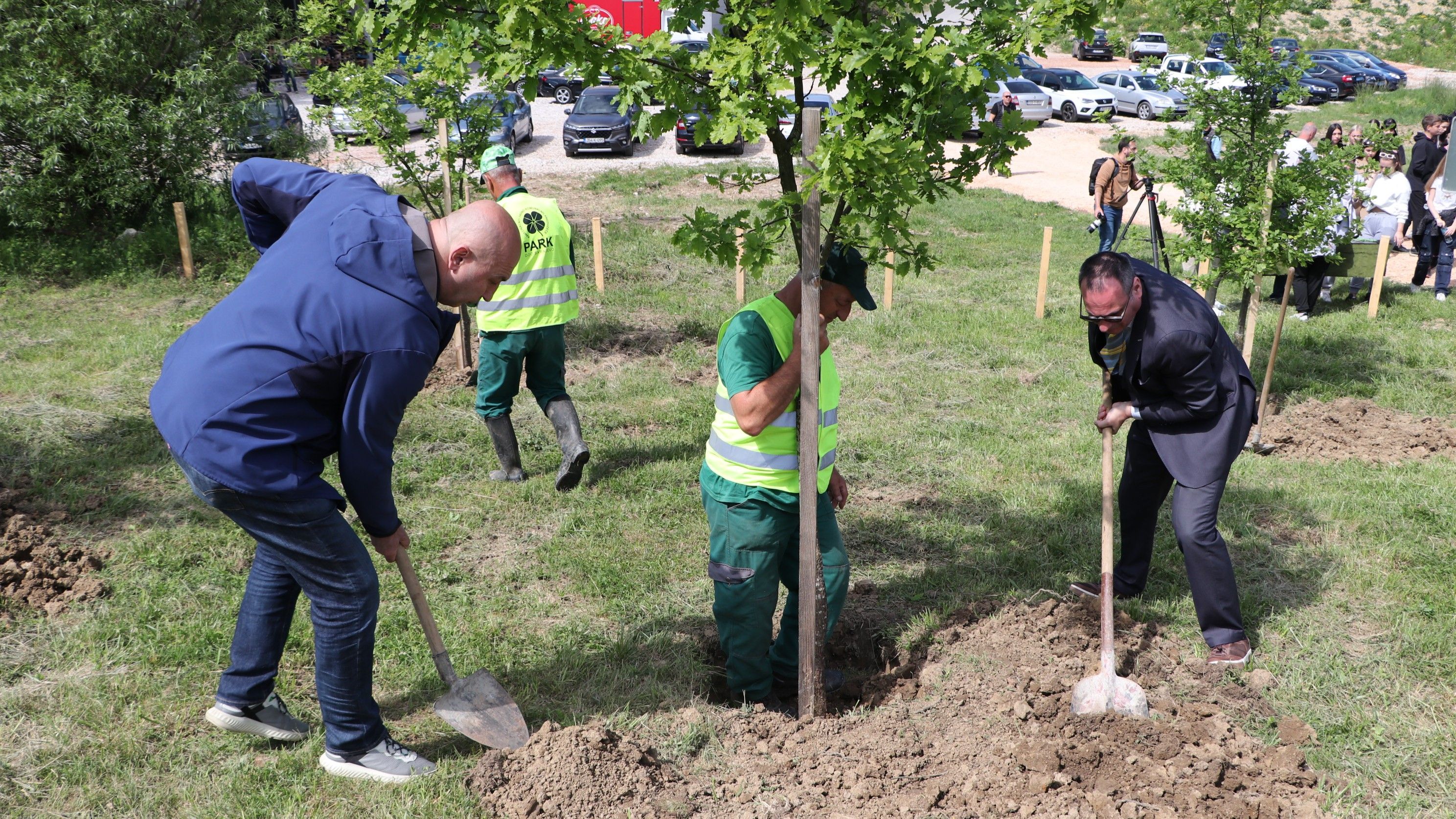 Na Betaniji okončana sadnja Memorijalne šume u znak sjećanja na žrtve genocida u Srebrenici 