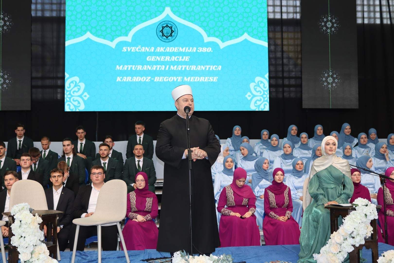 Karađoz-begova medresa svečanom akademijom ispratila 380. generaciju maturanata