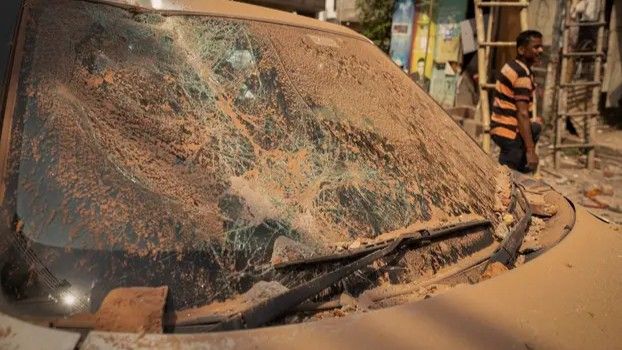 Ruševine su posvuda: Ovo su prve fotografije nakon raketnog napada u Indiji