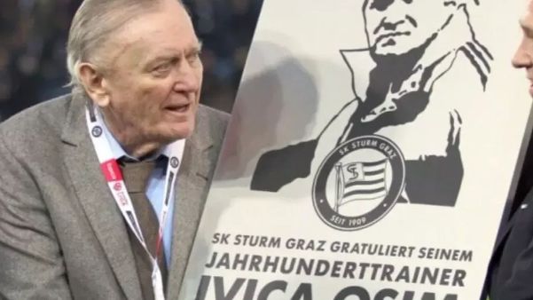 Safvet je pisao pod pseudonimom Mirza Safvet. Bio je pjesnik, historičar, dramski pisac, prevodilac sa orijentalnih jezika.