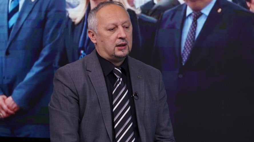 Ahić za '7Plus': Protiv BiH se po ruskoj doktrini vodi napad na institucije i specijalni rat