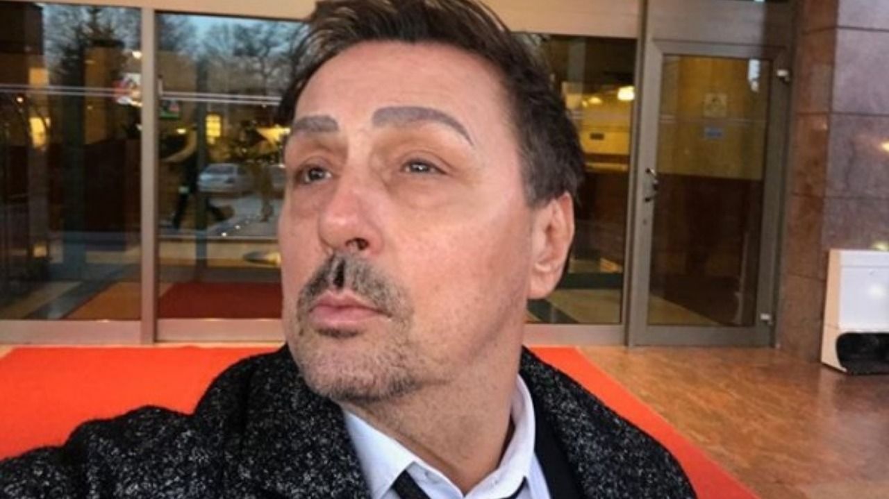Kapetan Keba sprovodi putnike na letu za Beograd, napisala je Ljupka