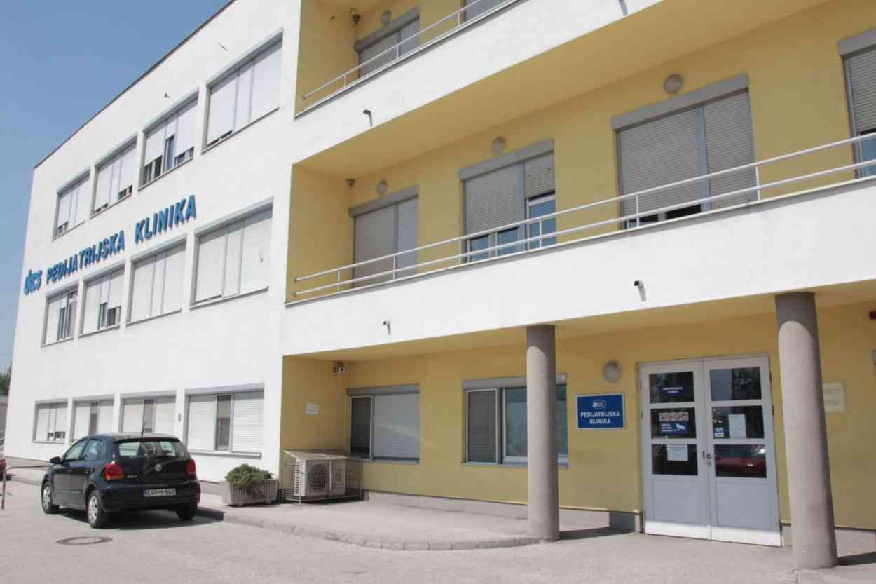 Gdje su ti "stručnjaci i gromade" koje sam ja mobingovala jer su morali poštovati striktna pravila o higijensko epidemiološkim uslovima