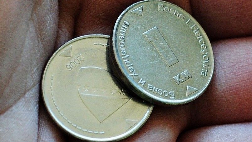 Da li je izrada pet feninga skuplja ili jeftinija od vrijednosti te kovanice?