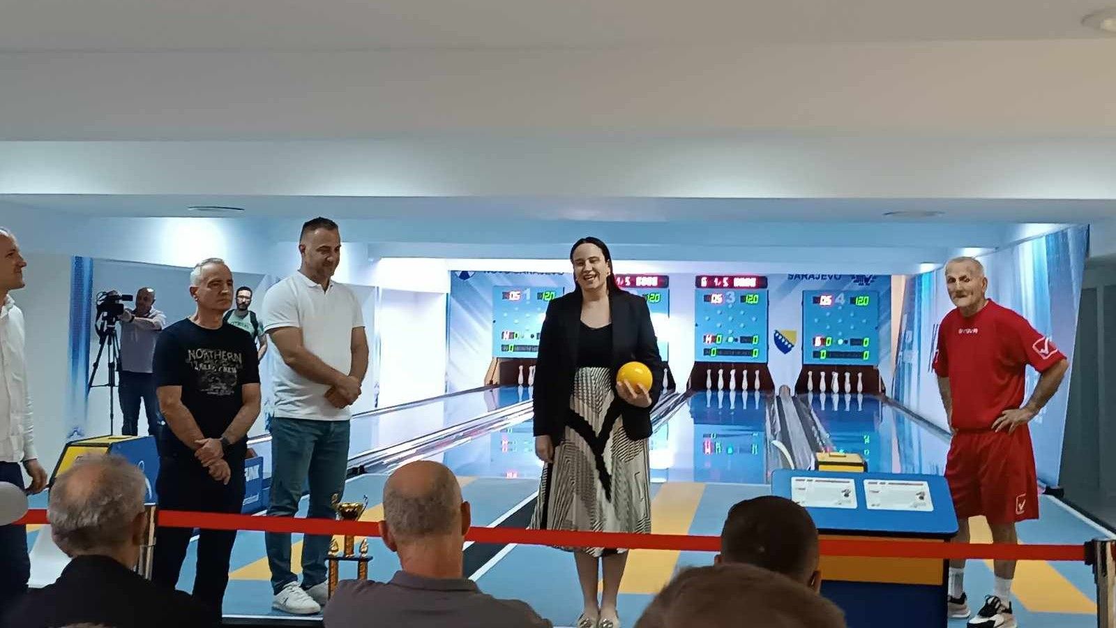 Nakon svečanog otvaranja održan je i pojedinačni turnir u kuglanju