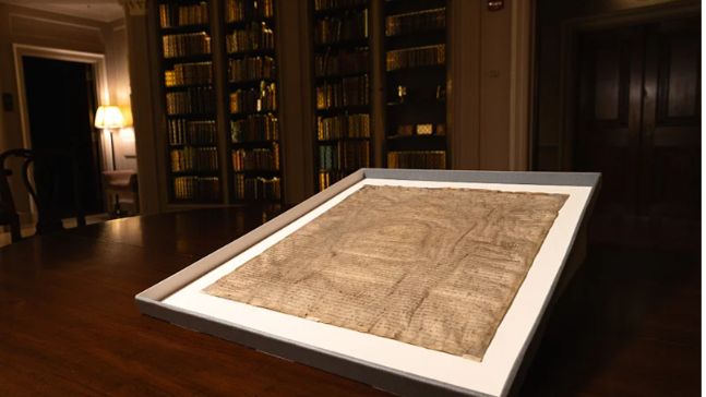 Britanski historičari koji su naišli na "kopiju" Magne Carte kupljenu za manje od 30 dolara utvrdili su da je "kopija" Magne Carte autentičan sačuvani artefakt iz 1300. godine.