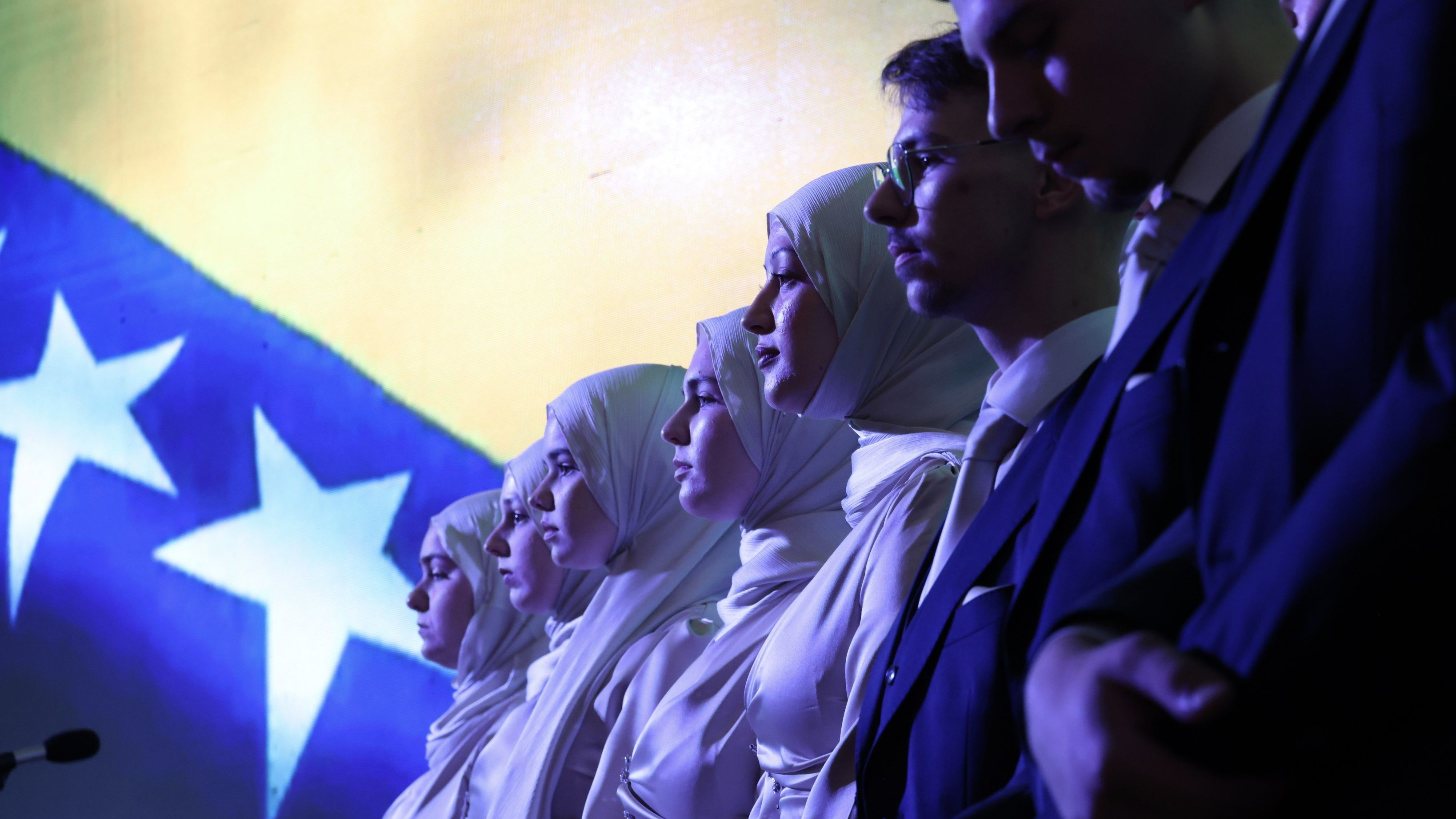 Musliman uvijek treba da se bori sa svojim slabostima, da se cijelog života trudi steći što više znanja i da u život unosi samo ono što je korisno – poručio je reisul-ulema