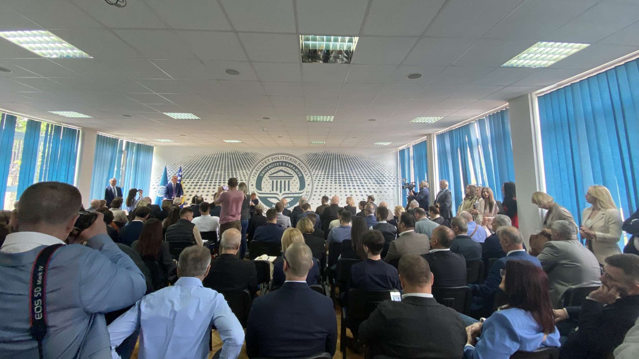 Đukanović u Sarajevu: Zapadni Balkan je udaljeniji od Brisela nego prije deset godina