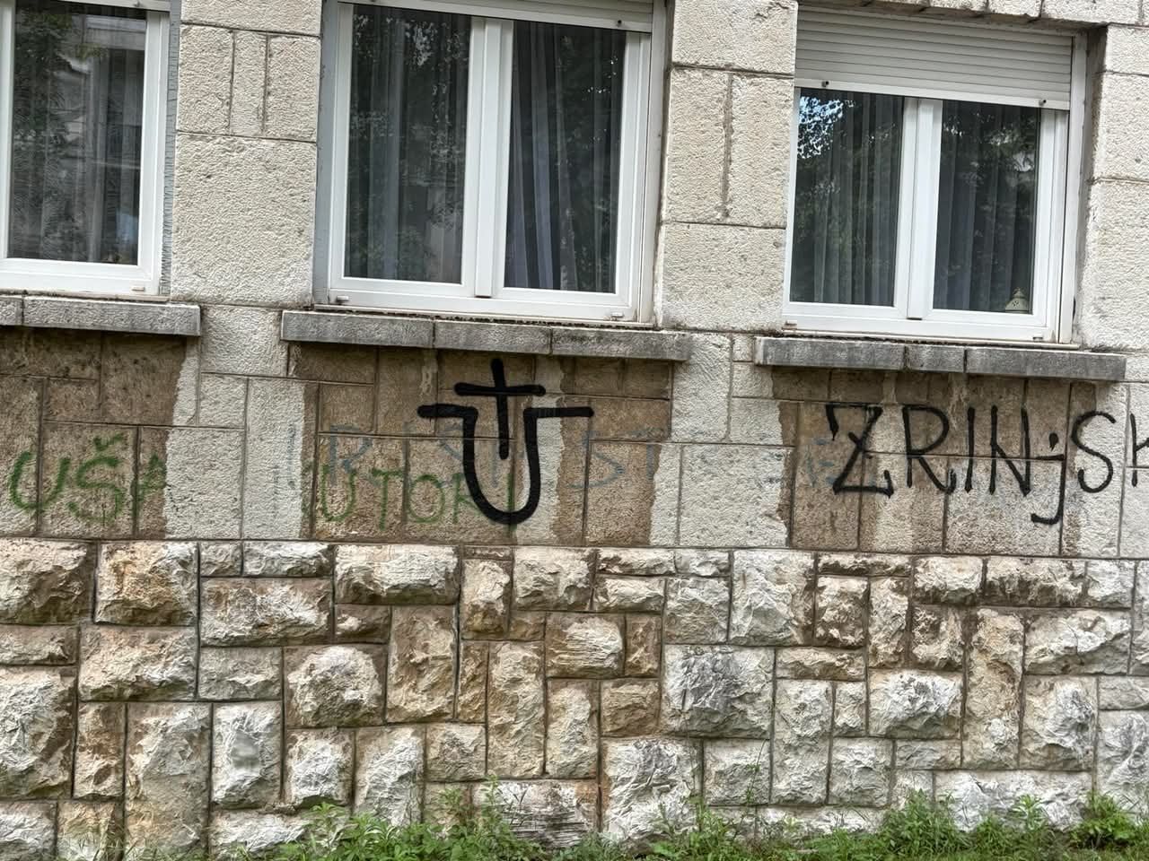 Sramotan trend u Mostaru: Po zgradama niču - ustaški, nacistički i fašistički simboli