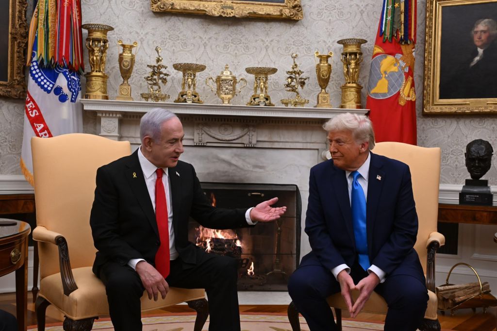 Trump žestoko kritikovao Netanyahua, zaprijetio mu da ne ometa pregovore Amerike i Irana