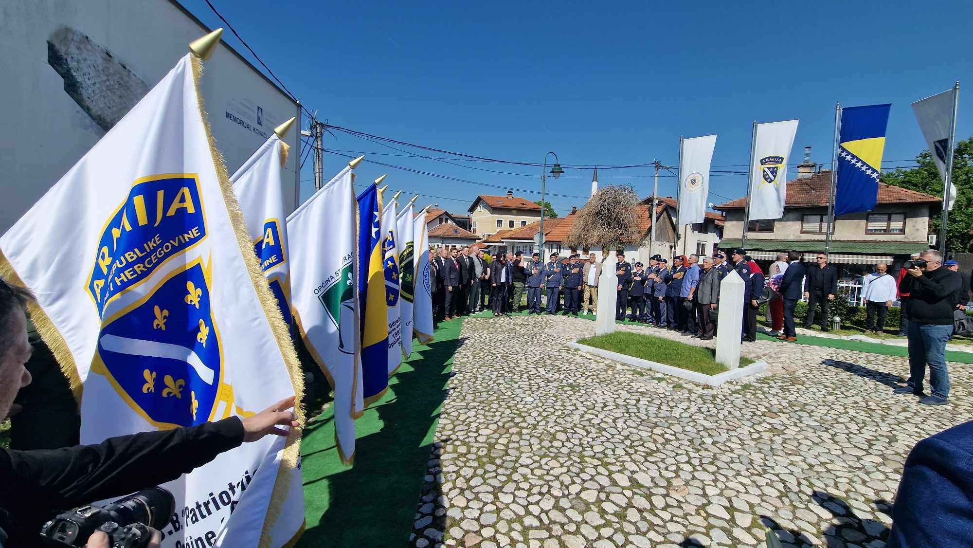Obilježavanje na Kovačima: Sjećanje na heroje koji su odbranili Predsjedništvo BiH