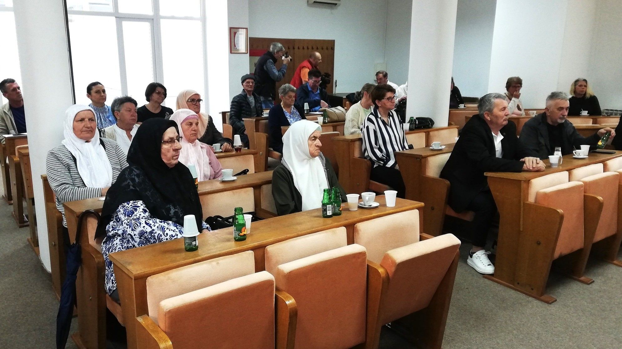 Načelnik se, sa divljenjem, prisjetio otpora koji su naši heroji pružili agresoru i herojstva koje su kao najbolji među najboljima tada pokazali. 