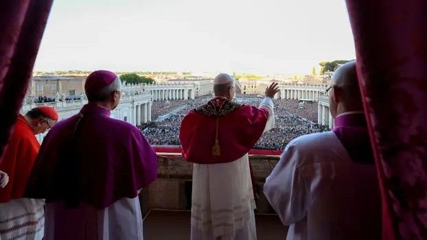 Novi papa sad ima rezidencije, vile, 'leži' na milionima, a njegova plaća će vas iznenaditi