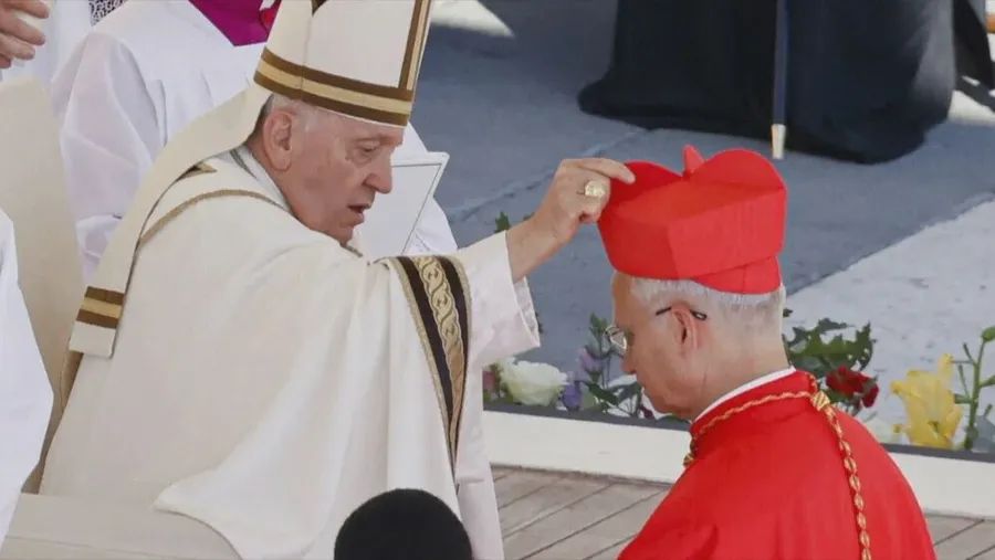 Dodao da se upoznao s bivšim papom još dok je Franjo bio nadbiskup Buenos Airesa