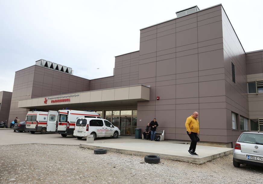 Iz UKC-a RS navode da će javnost biti blagovremeno obaviještena o eventualnim izmjenama ili ukidanju ove mjere.