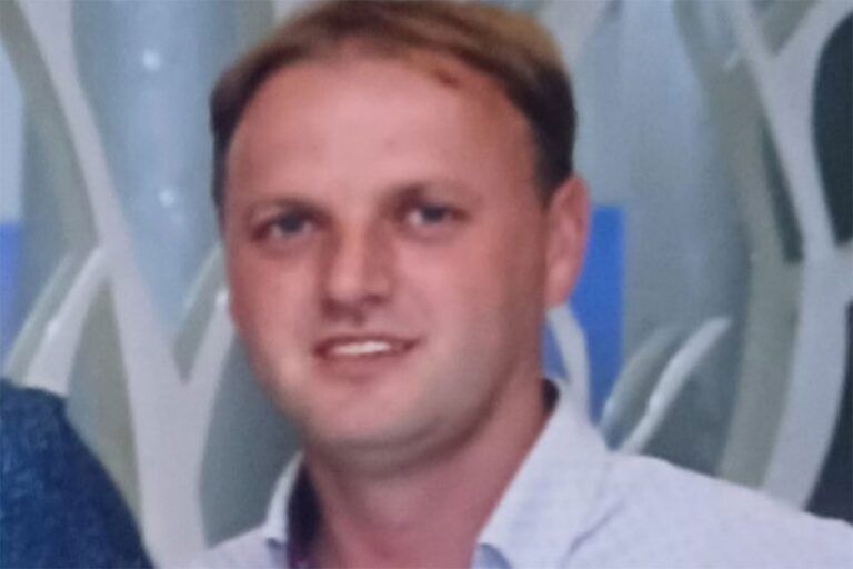 Milenko Koprivica iz Trebinja čiji je nestanak prijavljen jučer, pronađen je večeras u Crnoj Gori, potvrđeno je ATV-u iz policije.