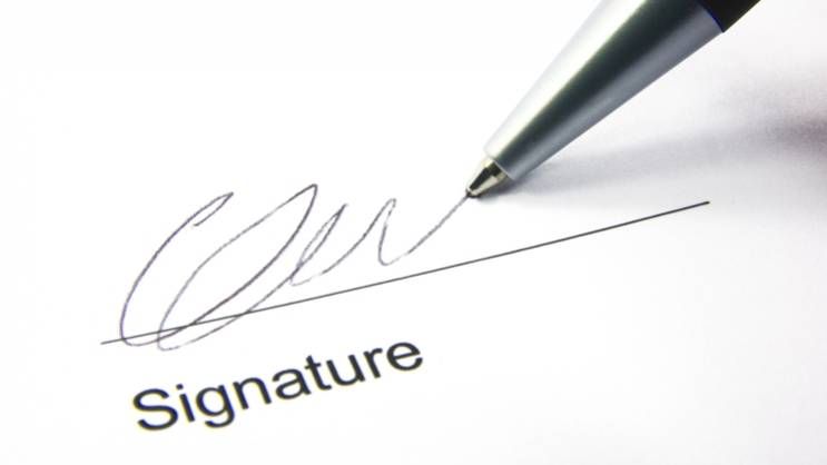 Podvlačite svoje ime kada se potpisujete? Šta ovaj gest otkriva o vašem karakteru