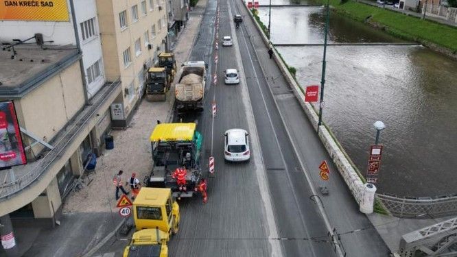 U toku su radovi na asfaltiranju saobraćajnice od Skenderije prema ulici Kulovića