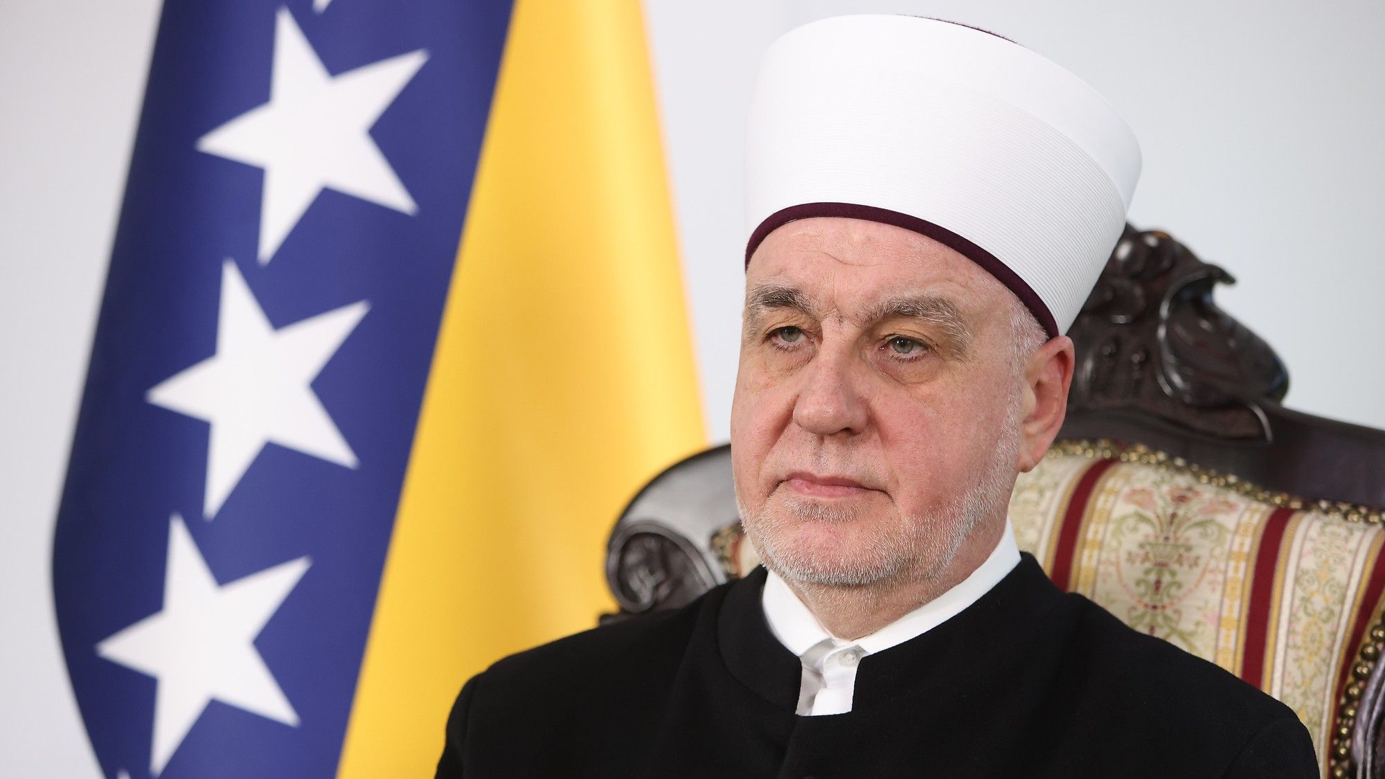 Reisul-ulema Kavazović je upozorio na opasan trend širenja globalnih sukoba i sve češće posezanje za silom kao načinom rješavanja sporova među državama.