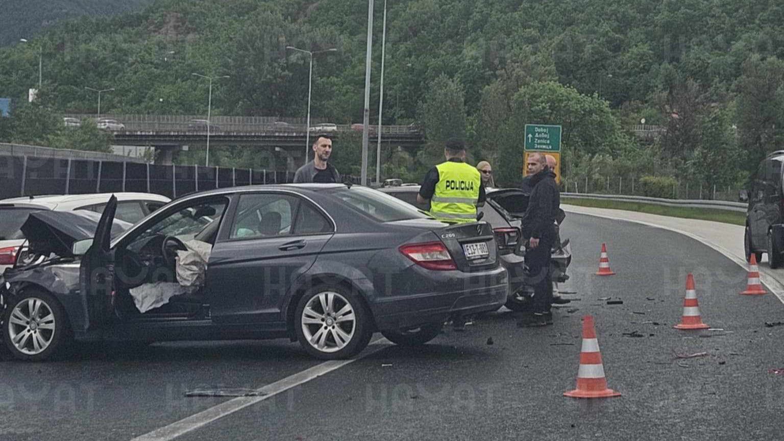 Vozačima koji planiraju koristiti ovu dionicu savjetuje se oprez i strpljenje, jer se saobraćaj odvija usporeno.