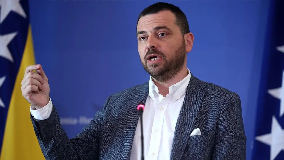 Luksuz o trošku naroda: Parlamentarci BiH potrošili više od 600.000 KM na putovanja!