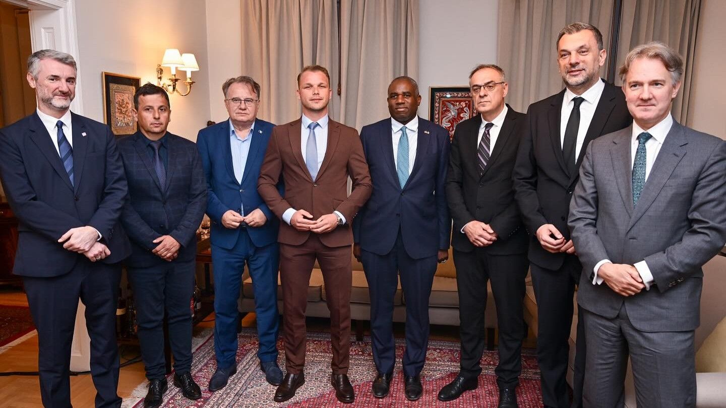 Bez RS nema ni Europe u BiH. O RS se ne govori samo u RS, već i na ovakvim mjestima i za ovim stolom - objavio je Stanivuković.