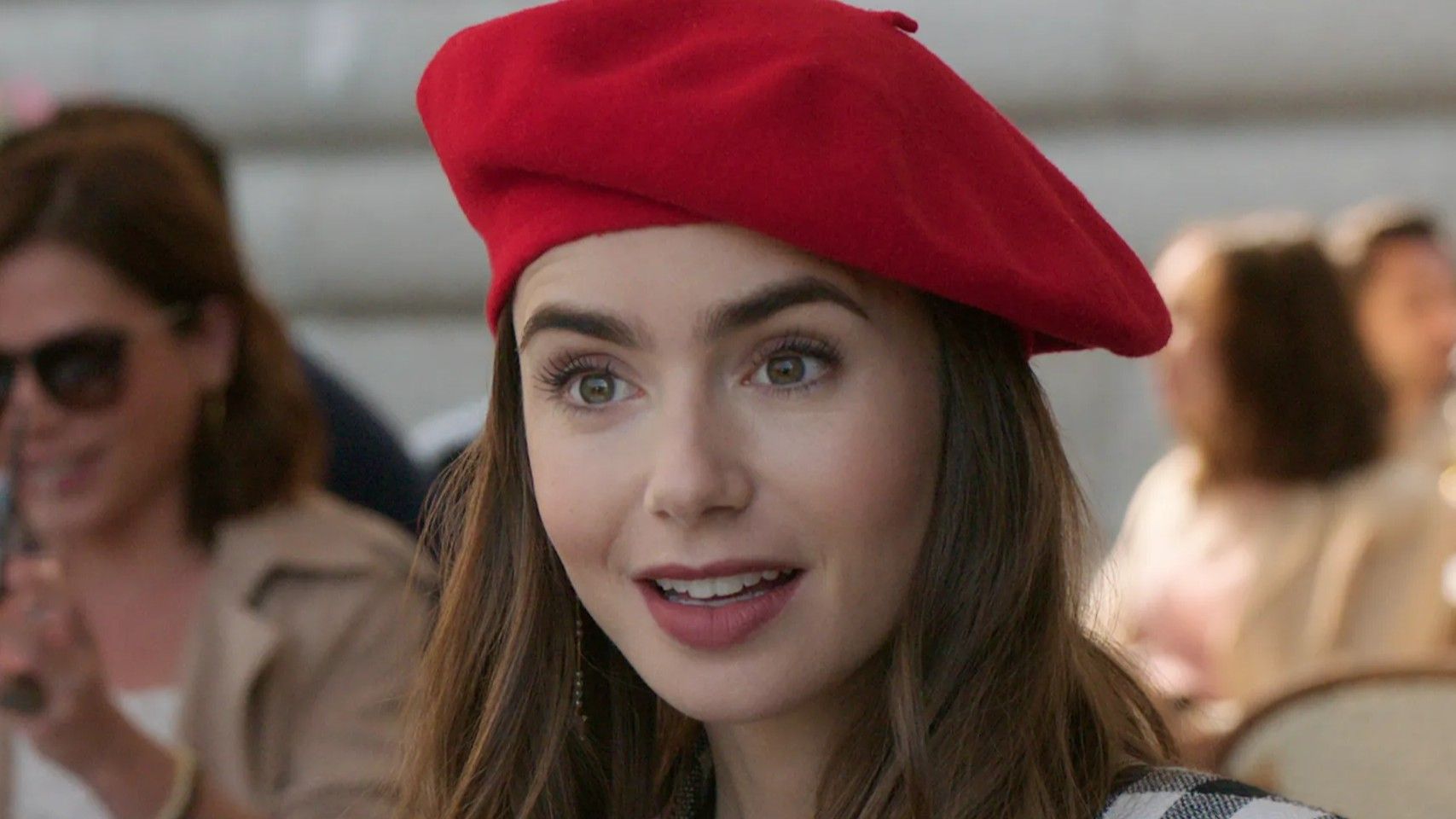 Inače, prije samo samo četiri mjeseca postala je majka, a na snimanje je dovela i kćerkicu