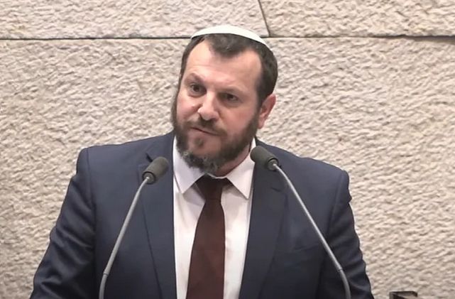 Ranije danas dva izraelska dužnosnika rekla su da je izraelski sigurnosni kabinet odobrio plan zauzimanja cijelog Pojasa Gaze i ostanak tamo neodređeno vrijeme.