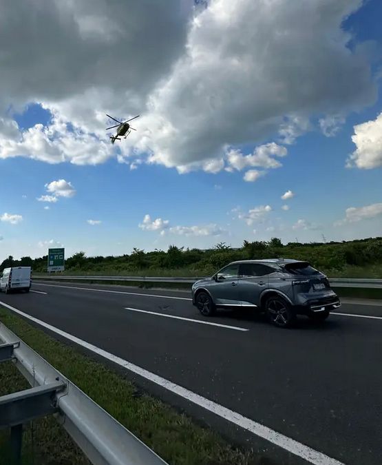 Policija je potvrdila da je u sudaru pet automobila povrijeđeno petero ljudi                  