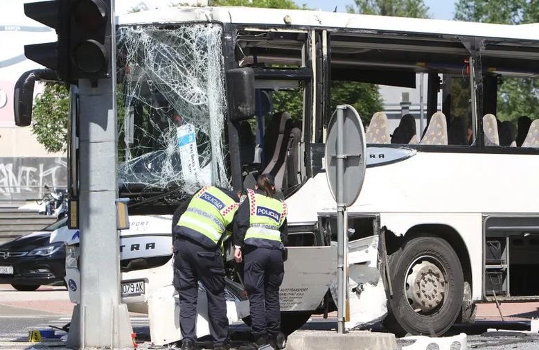 Zbog izazivanja nesreće u cestovnom saobraćaju protiv vozača autobusa slijedi podnošenje krivične prijave