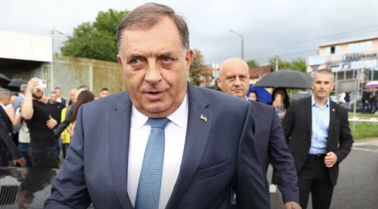 Kojović priznao javnosti: O Dodiku imali romansirano mišljenje, Čović – spletkaroš, zavlači ljude