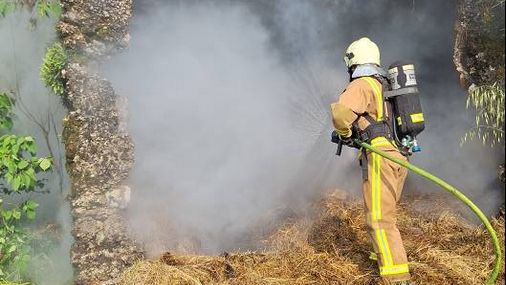 Snažno nevrijeme uzrokovalo velike probleme u bh. gradu: Grom zapalio štalu