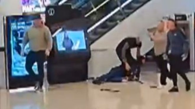 Policija je posebno zahvalila muškarcu koji je zadržao jednog od napadača do dolaska službenika