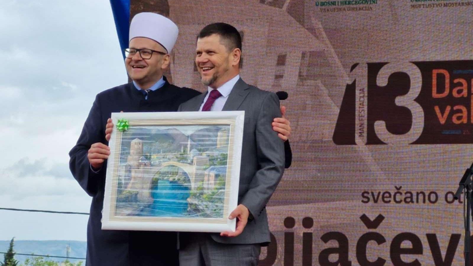 Zajimović za Hayat.ba: Alija Izetbegović je uvakufio pet miliona KM, mnogima je dao priliku