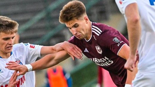 Trener domaćih Zoran Zekić napravio je čak osam izmjena u timu u odnosu na meč Kupa BiH