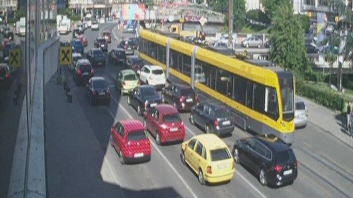Na određenim dionicama putnici se pozivaju na povećan oprez i prilagodbu brzine.