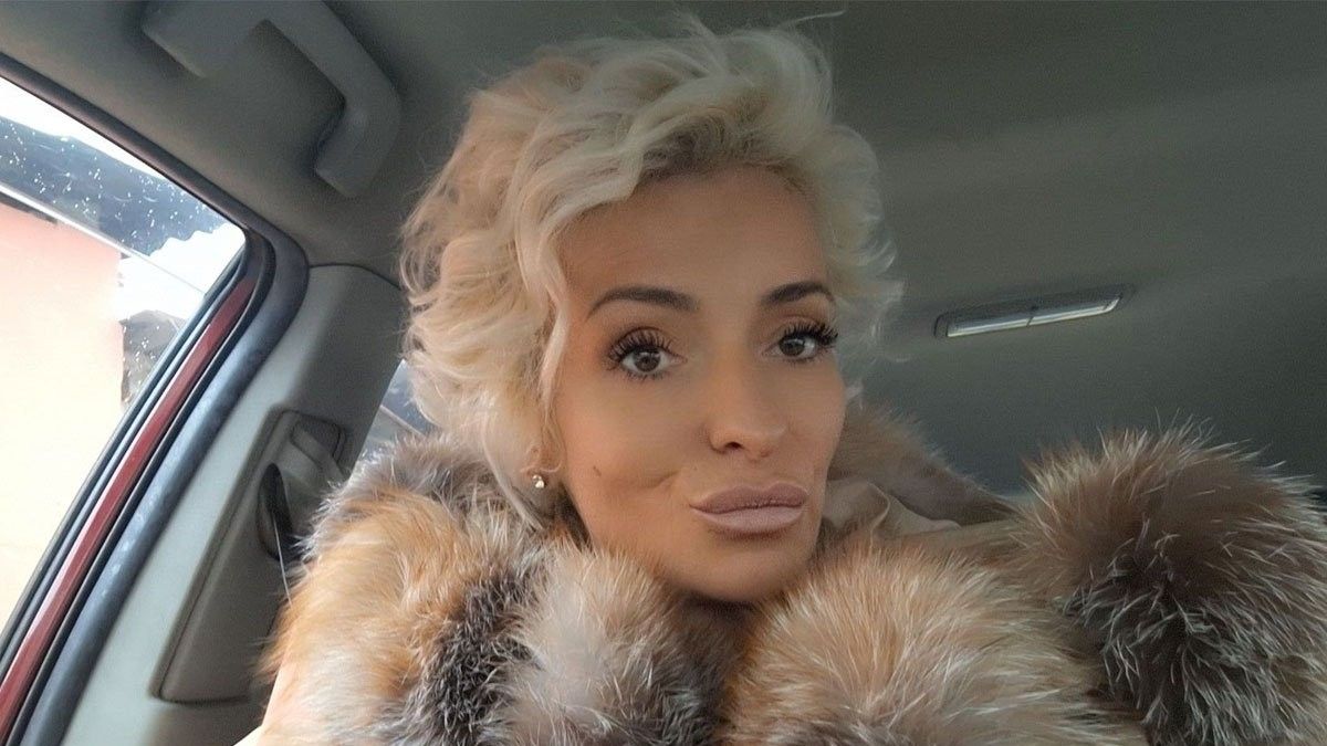 Primopredaju su pratili istražioci UKP-a i hapšenje je uslijedilo kada je Tamara Đ. pokupila novac, koji je pronađen i oduzet i služiće kao dokaz u daljem postupku.